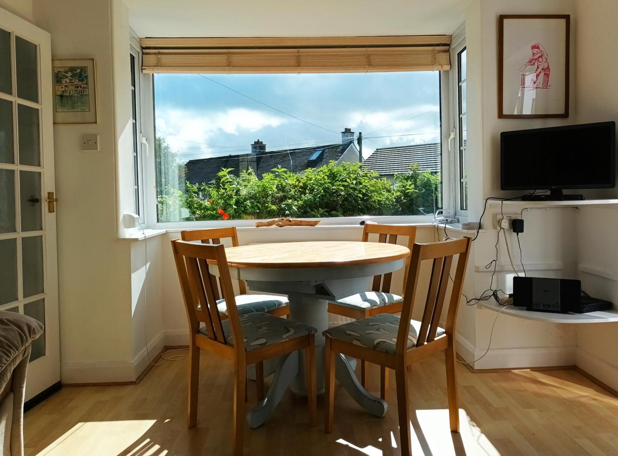 Sunrise! ~ 2 Bedrooms, Garden, Parking, Sea Views St Ives Kültér fotó